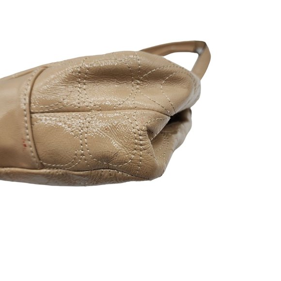 #45. Coach patent Leather soho Lynn Purse shoulder bag - Picture 4 of 7